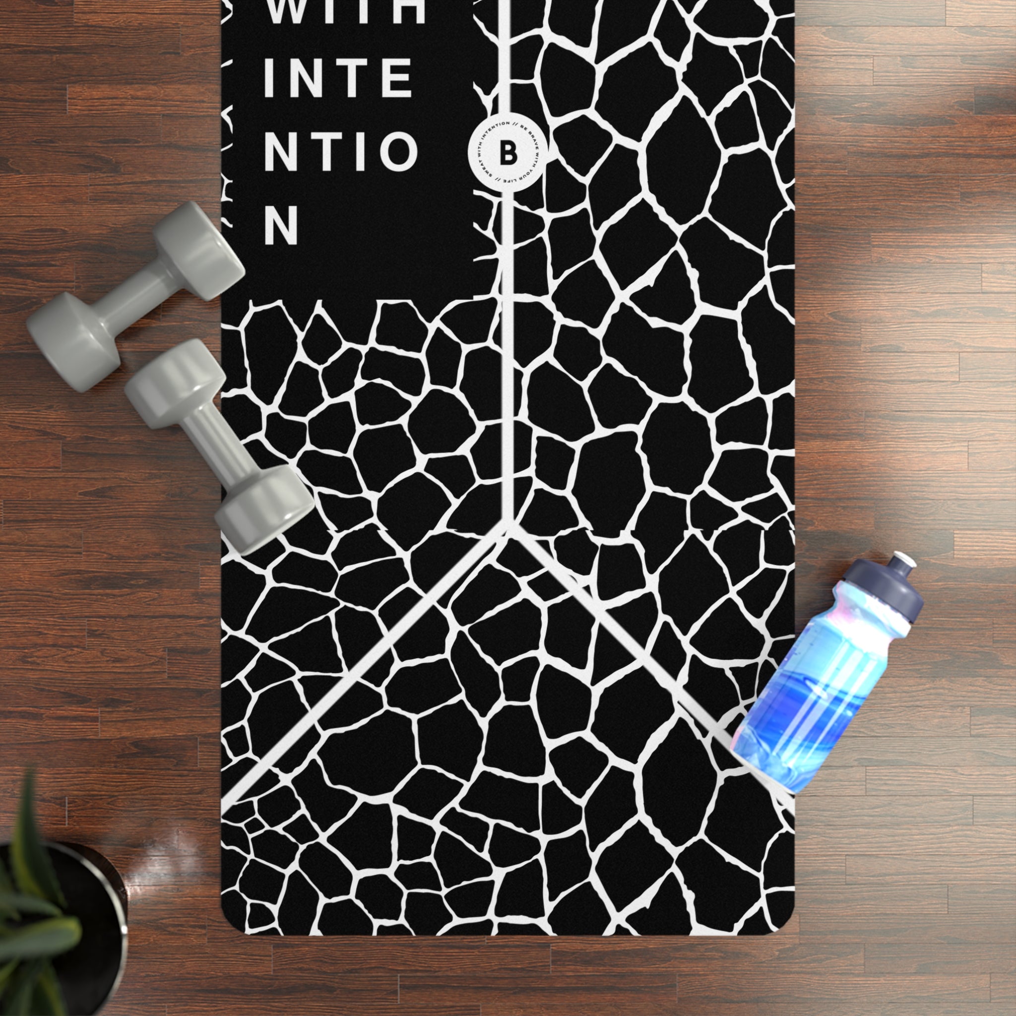 Black Jungle |  Rubber Yoga Mat